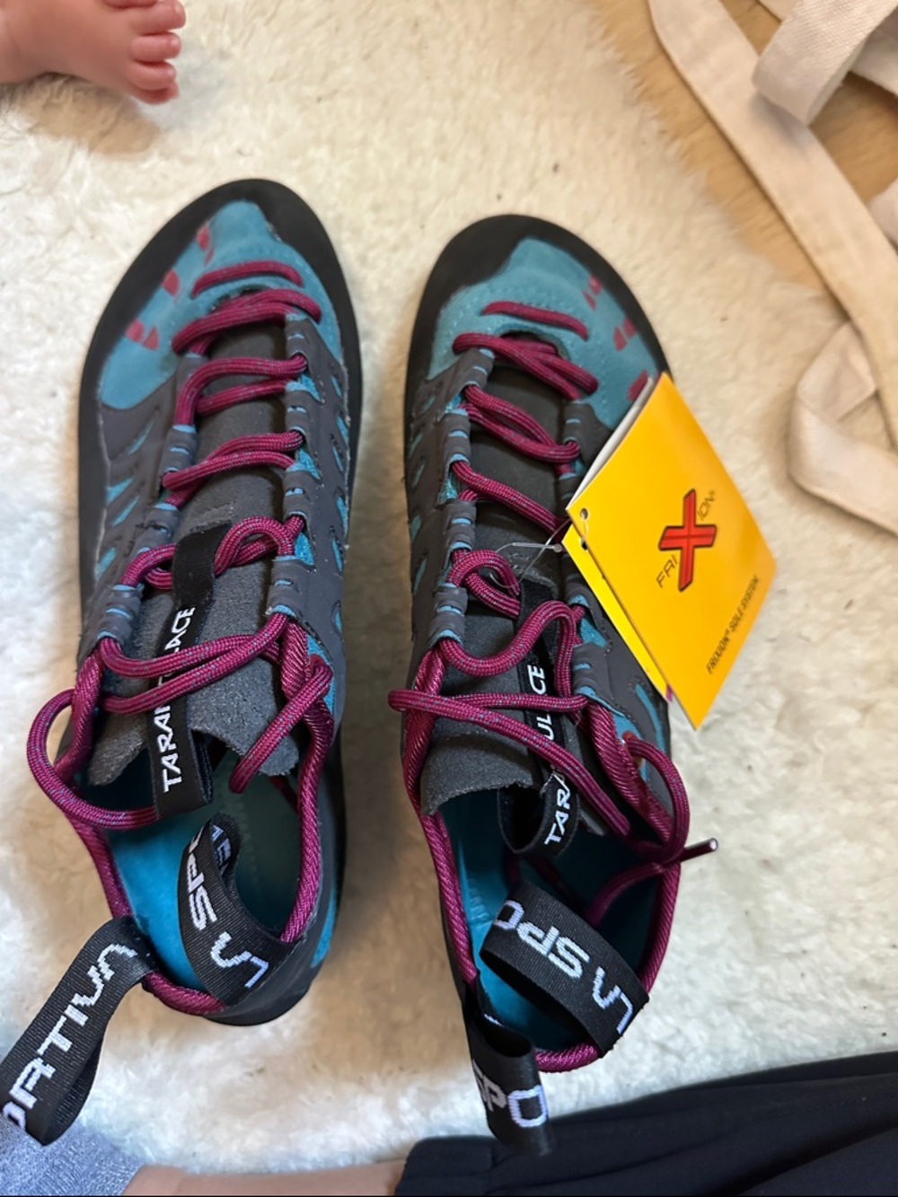 La Sportiva Women's Teal & Magenta Approach Shoes